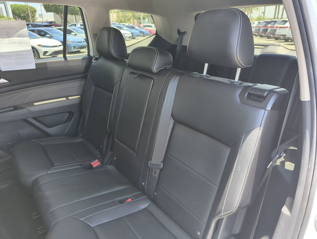 2022 Volkswagen Atlas SEL - Photo 30