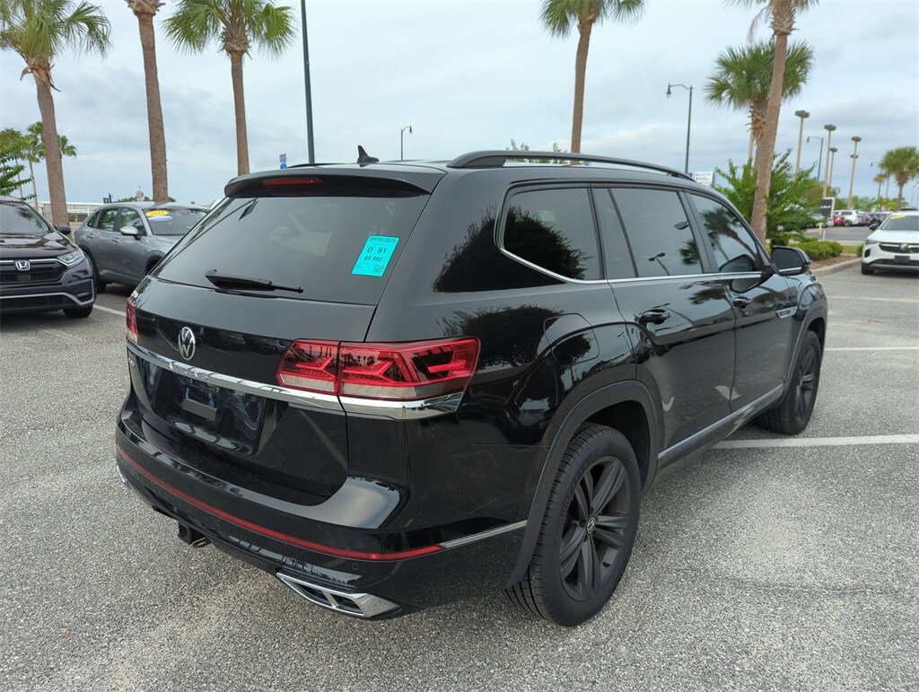 2021 Volkswagen Atlas V6 SE Technology R-Line photo 3