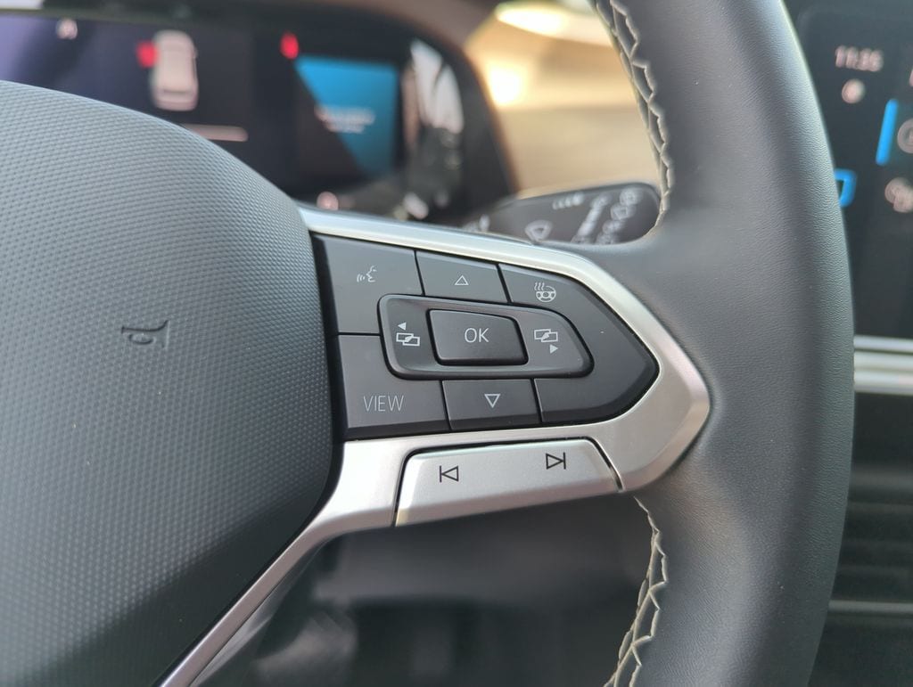 2024 Volkswagen Atlas SE w/Tech - Photo 44