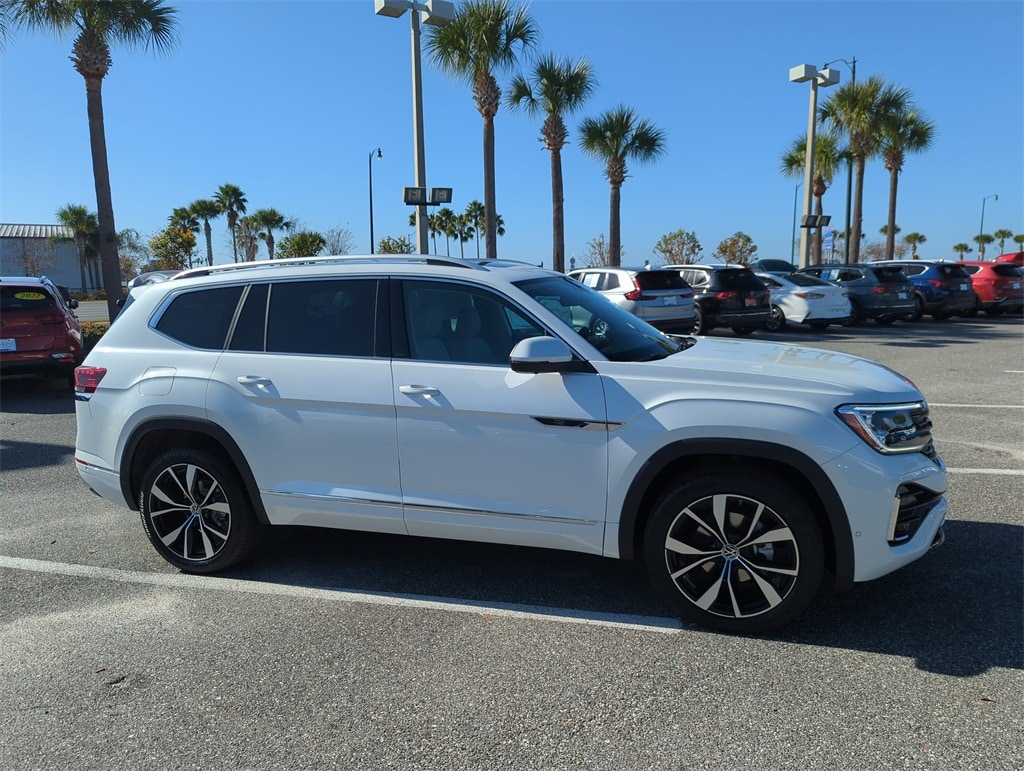 New 2026 Volkswagen Atlas 2.0T SEL Premium R-Line SUV