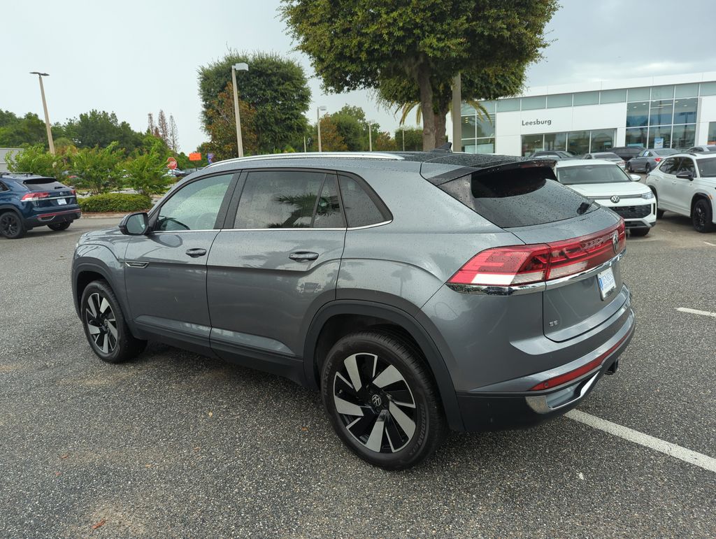 2024 Volkswagen Atlas Cross Sport SE w/Tech - Photo 9