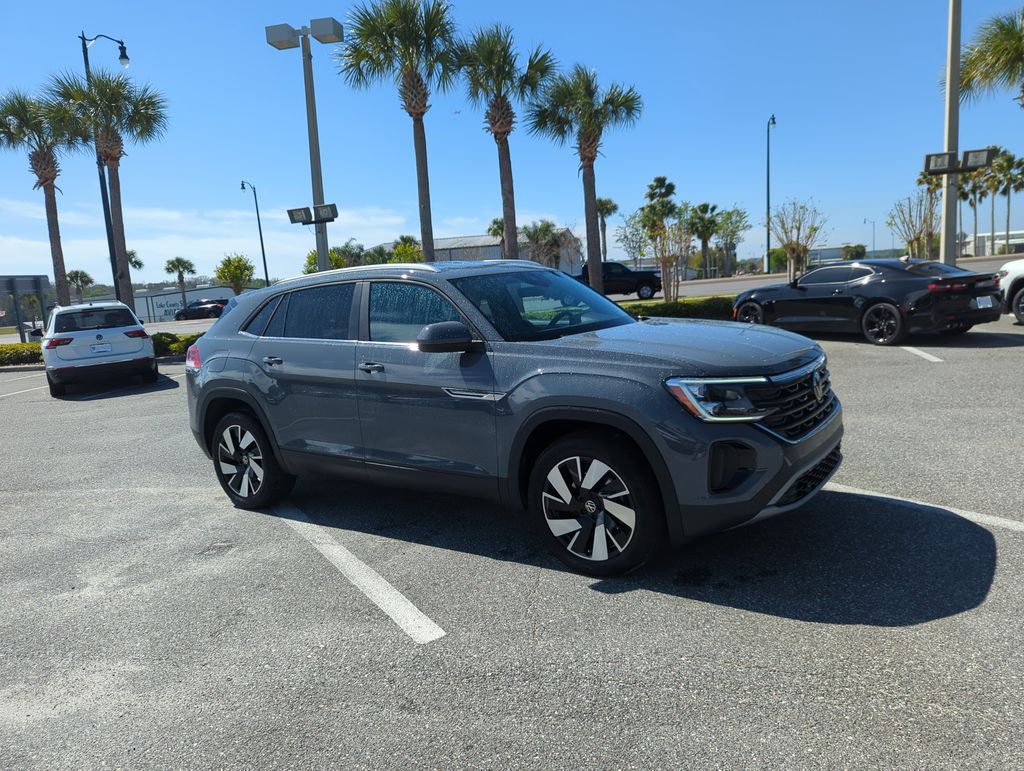 2024 Volkswagen Atlas Cross Sport SE w/Tech