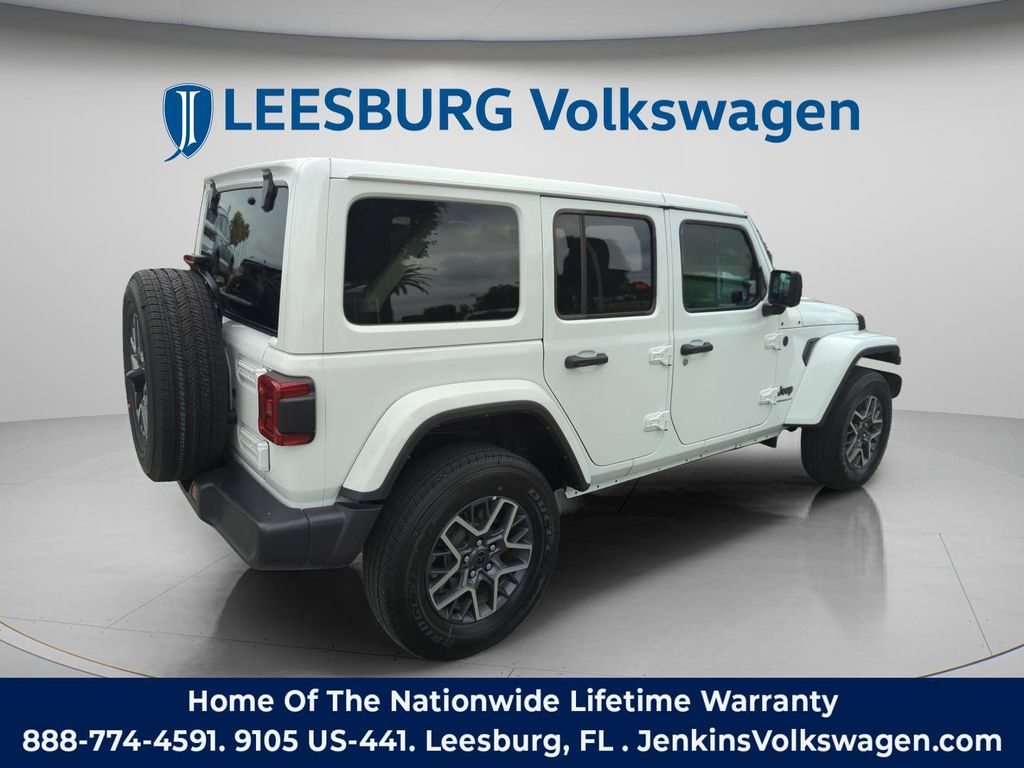 2025 Jeep Wrangler 4-Door Sahara - Photo 6
