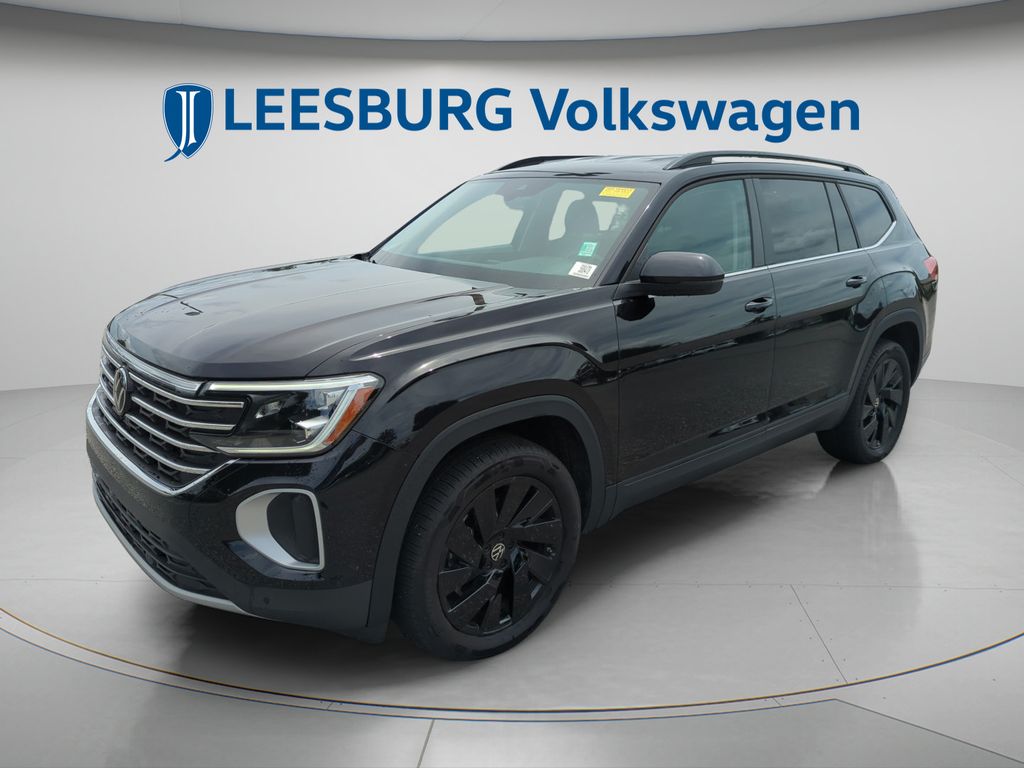 2025 Volkswagen Atlas SE w/Tech - Photo 14