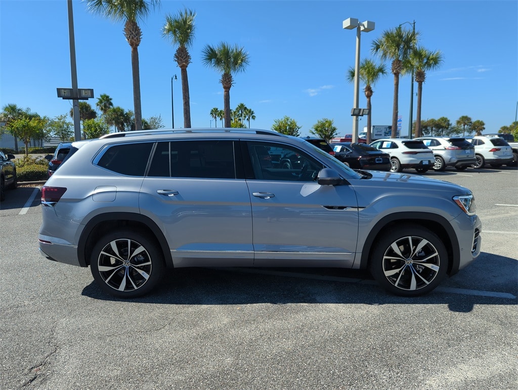 New 2026 Volkswagen Atlas 2.0T SEL Premium R-Line SUV
