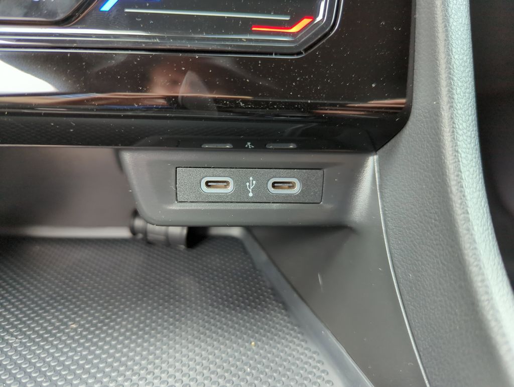 2026 Volkswagen Jetta Sport - Photo 31