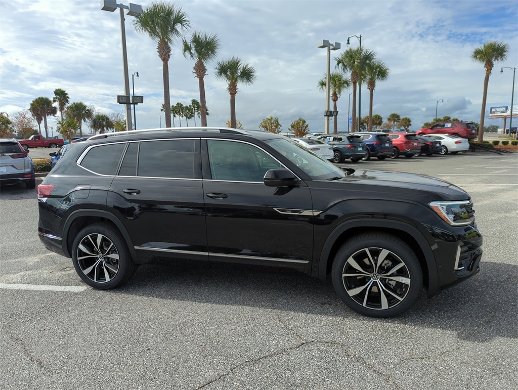 New 2026 Volkswagen Atlas 2.0T SEL Premium R-Line SUV