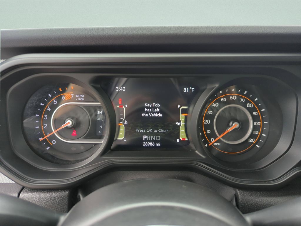 2025 Jeep Wrangler 4-Door Sahara - Photo 42