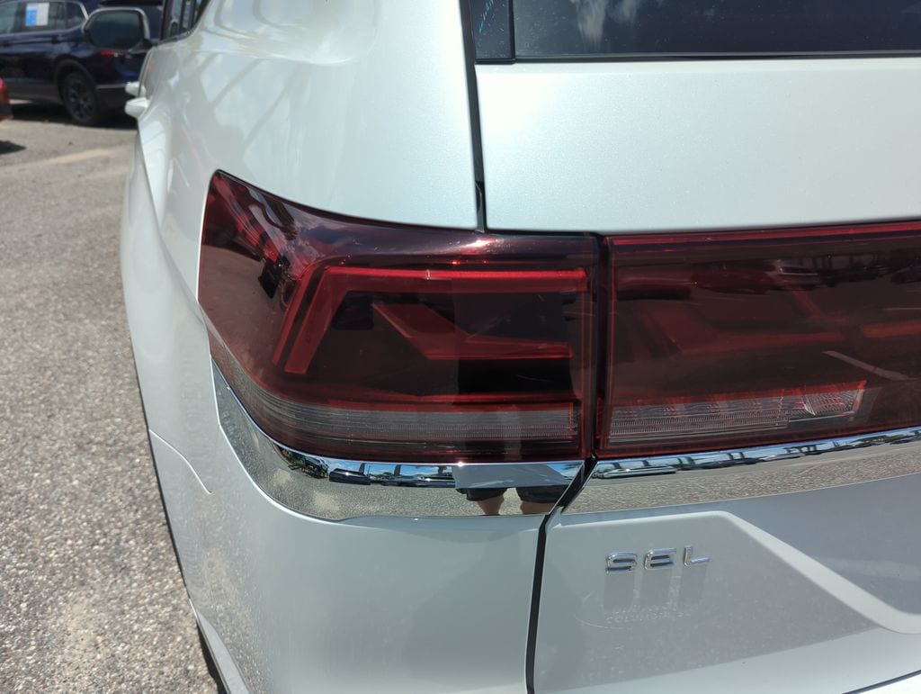 2026 Volkswagen Atlas SEL Premium R-Line - Photo 18