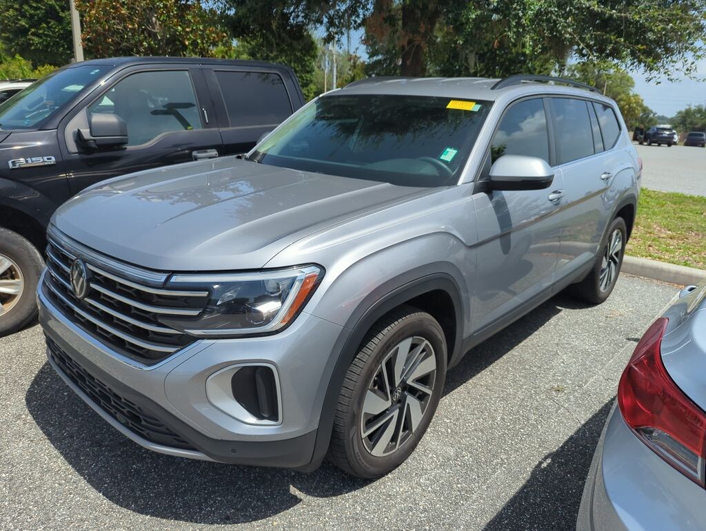 Used 2024 Volkswagen Atlas 2.0T SE w/Technology SUV
