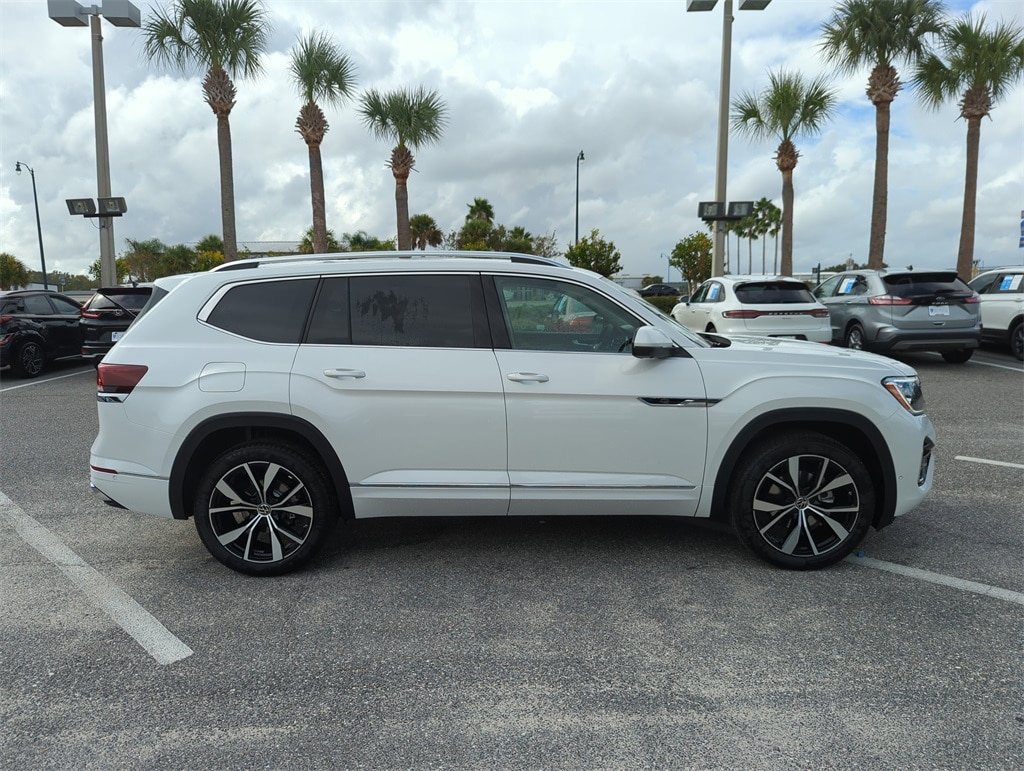 New 2026 Volkswagen Atlas 2.0T SEL Premium R-Line SUV