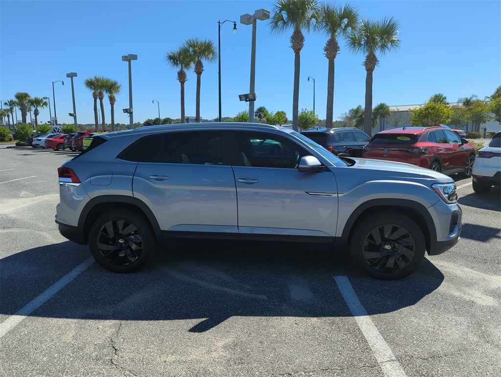 Used 2024 Volkswagen Atlas Cross Sport 2.0T SE w/Technology SUV