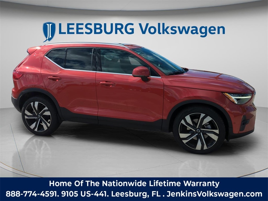 Used 2023 Volvo XC40 B4 Plus Bright Theme SUV