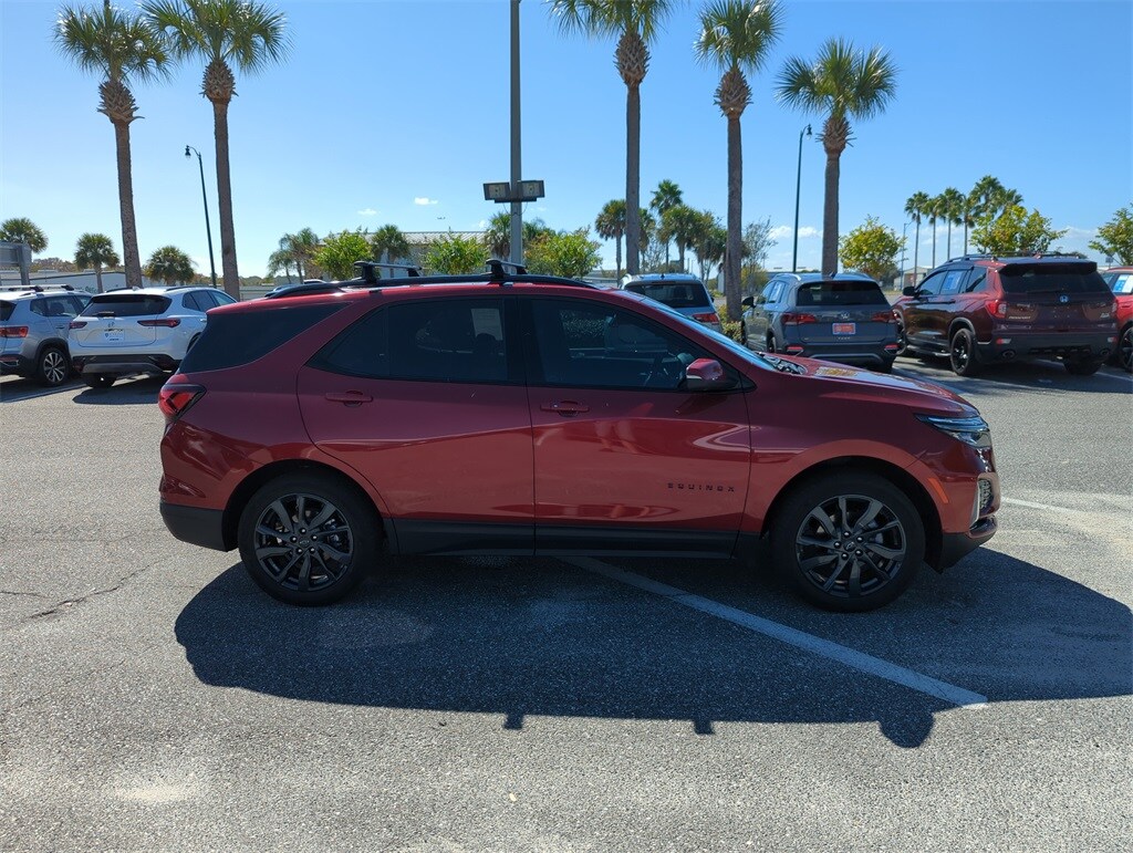 2023 Chevrolet Equinox RS photo 2