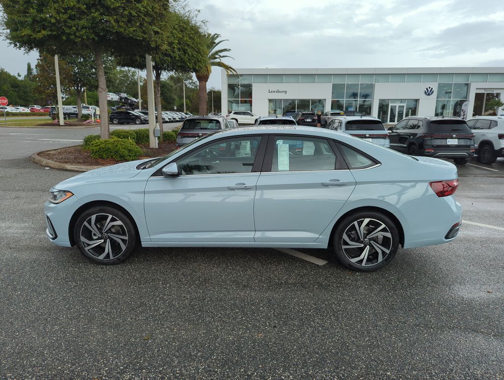 2026 Volkswagen Jetta SEL - Photo 9