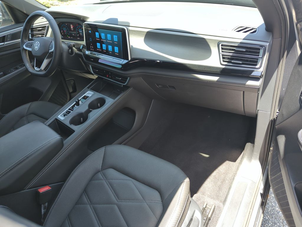 2024 Volkswagen Atlas Cross Sport SE - Photo 22