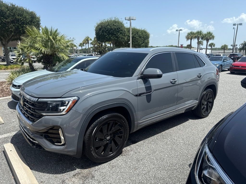 Used 2024 Volkswagen Atlas Cross Sport 2.0T SEL R-Line SUV