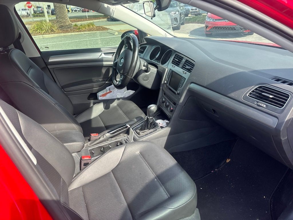 Used 2017 Volkswagen Golf Wolfsburg Hatchback