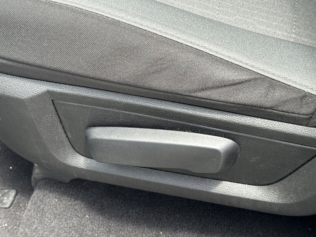 2024 RAM Ram 1500 Classic SLT - Photo 35
