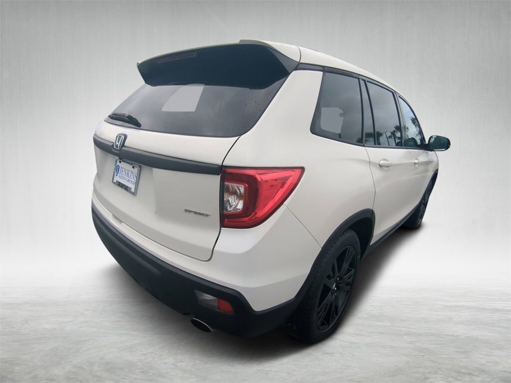 2019 Honda Passport Sport photo 2