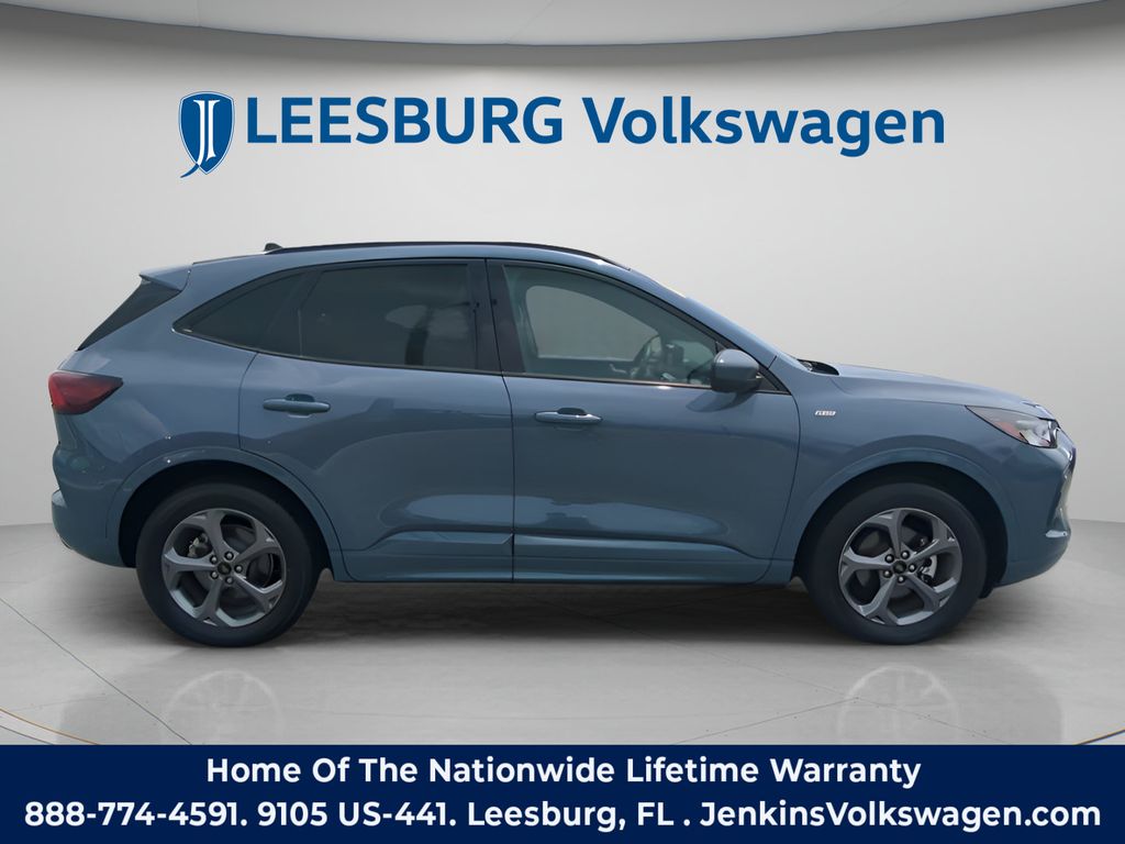 2023 Ford Escape ST-Line Select - Photo 11