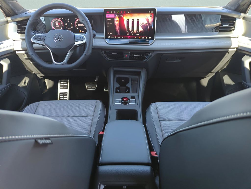 2026 Volkswagen Tiguan SE R-LINE BLACK - Photo 21