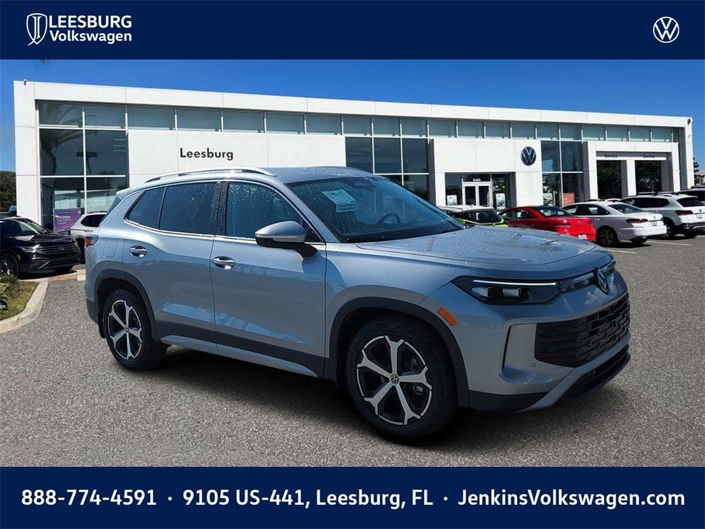 2026 Volkswagen Tiguan SE's photo