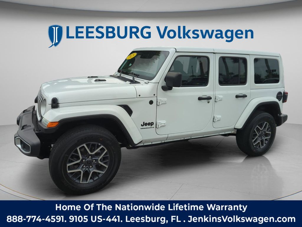 2025 Jeep Wrangler 4-Door Sahara - Photo 13