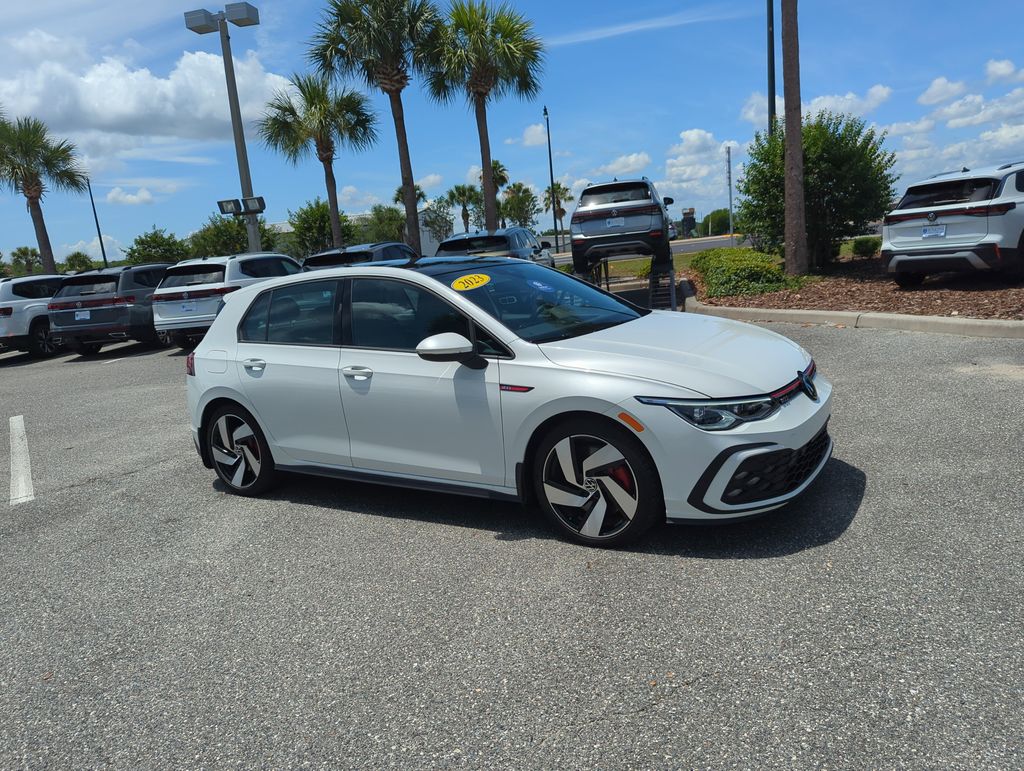 2023 Volkswagen Golf GTI 2.0T SE 4-door DSG's photo