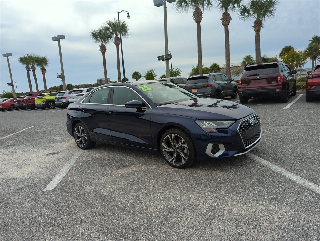 2022 Audi A3 40 Premium Plus photo 2