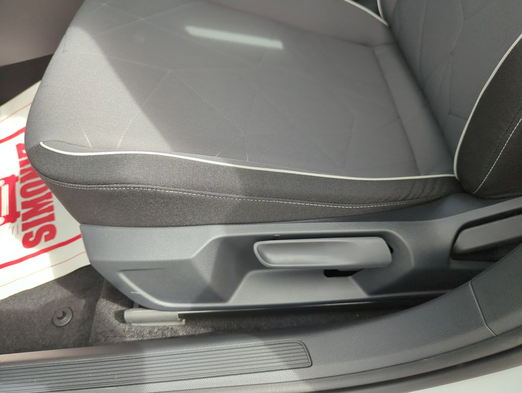 2026 Volkswagen Jetta Sport - Photo 27