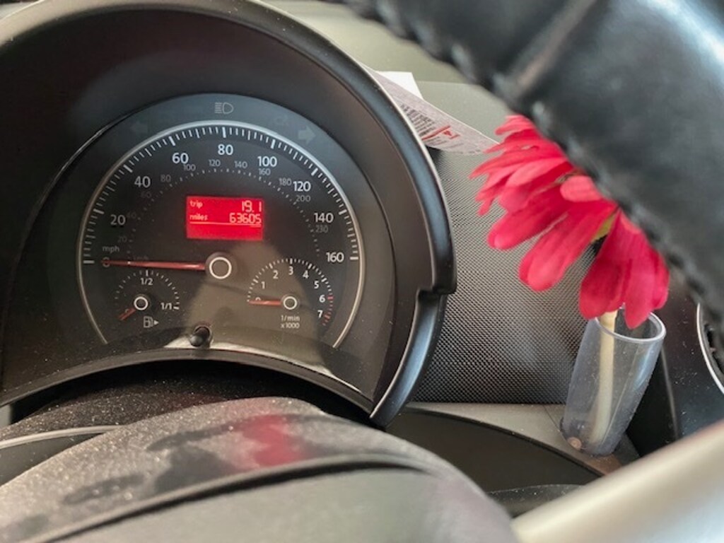 Used 2008 Volkswagen Beetle SE Convertible