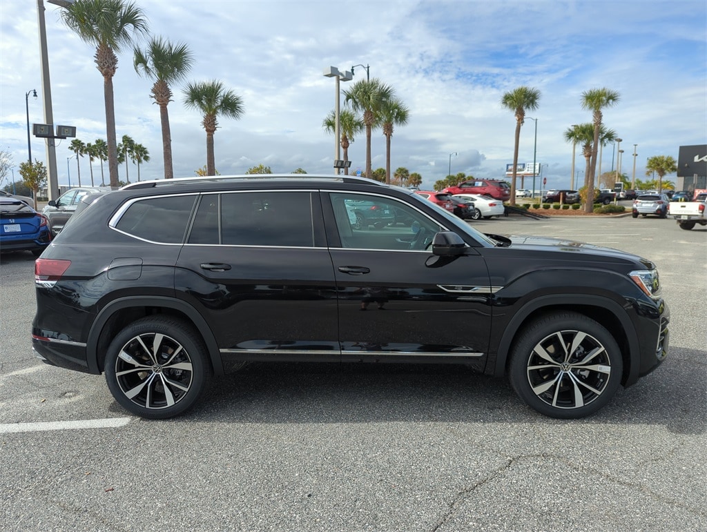 New 2026 Volkswagen Atlas 2.0T SEL Premium R-Line SUV