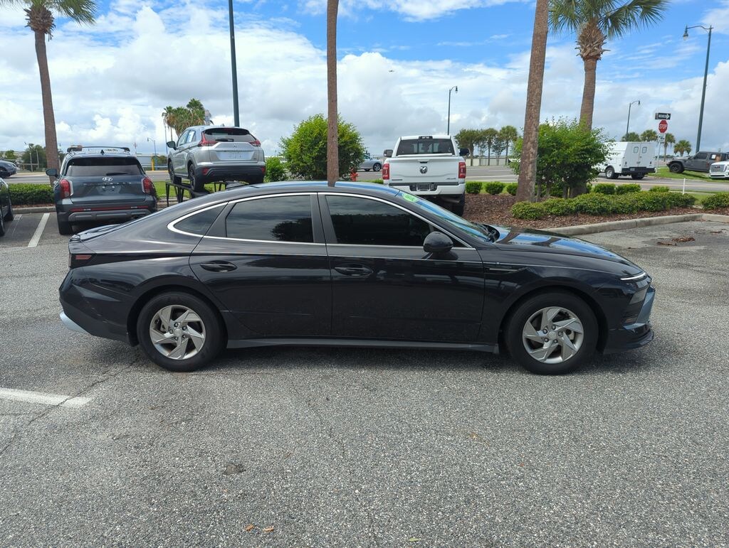 Used 2025 Hyundai Sonata SE Sedan
