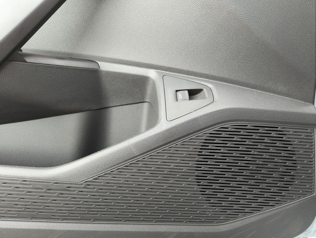 2026 Volkswagen Jetta SEL - Photo 27