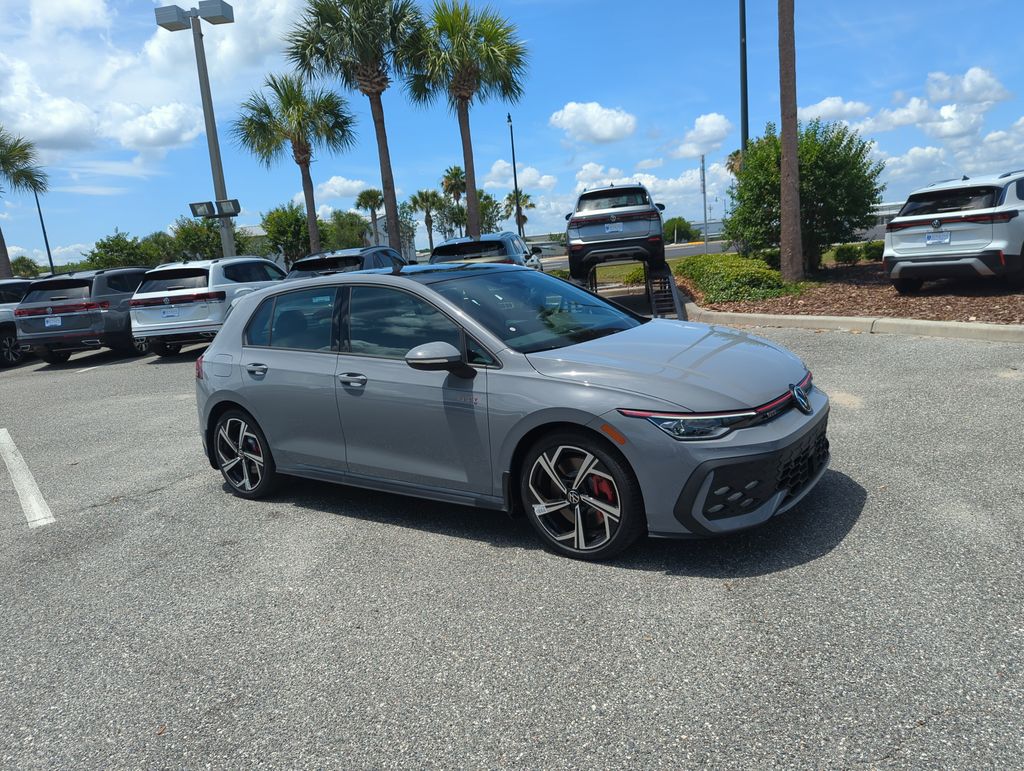 2026 Volkswagen Golf GTI 2.0T SE 4-door DSG's photo
