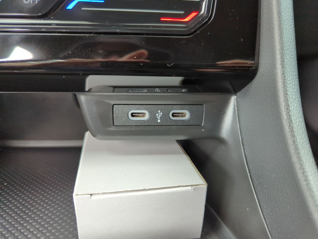 2026 Volkswagen Jetta Sport - Photo 26