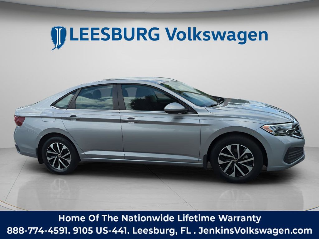 3VW5M7BU9RM011265