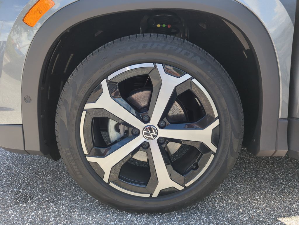 2026 Volkswagen Tiguan SE - Photo 49