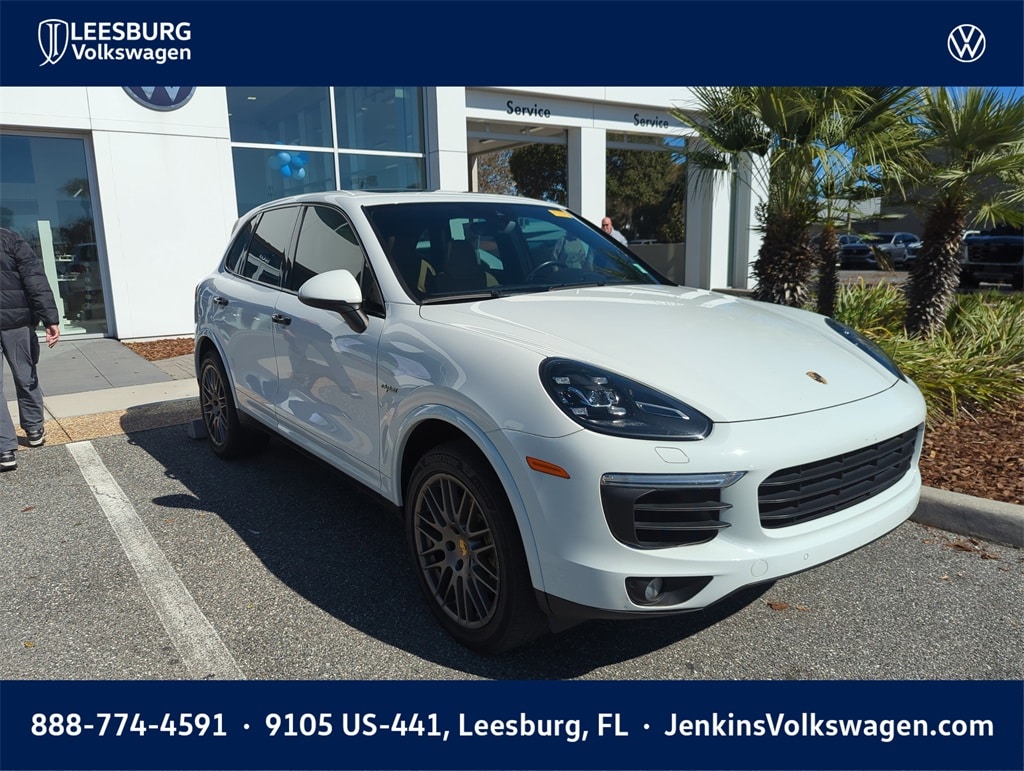 2017 Porsche Cayenne Platinum Edition