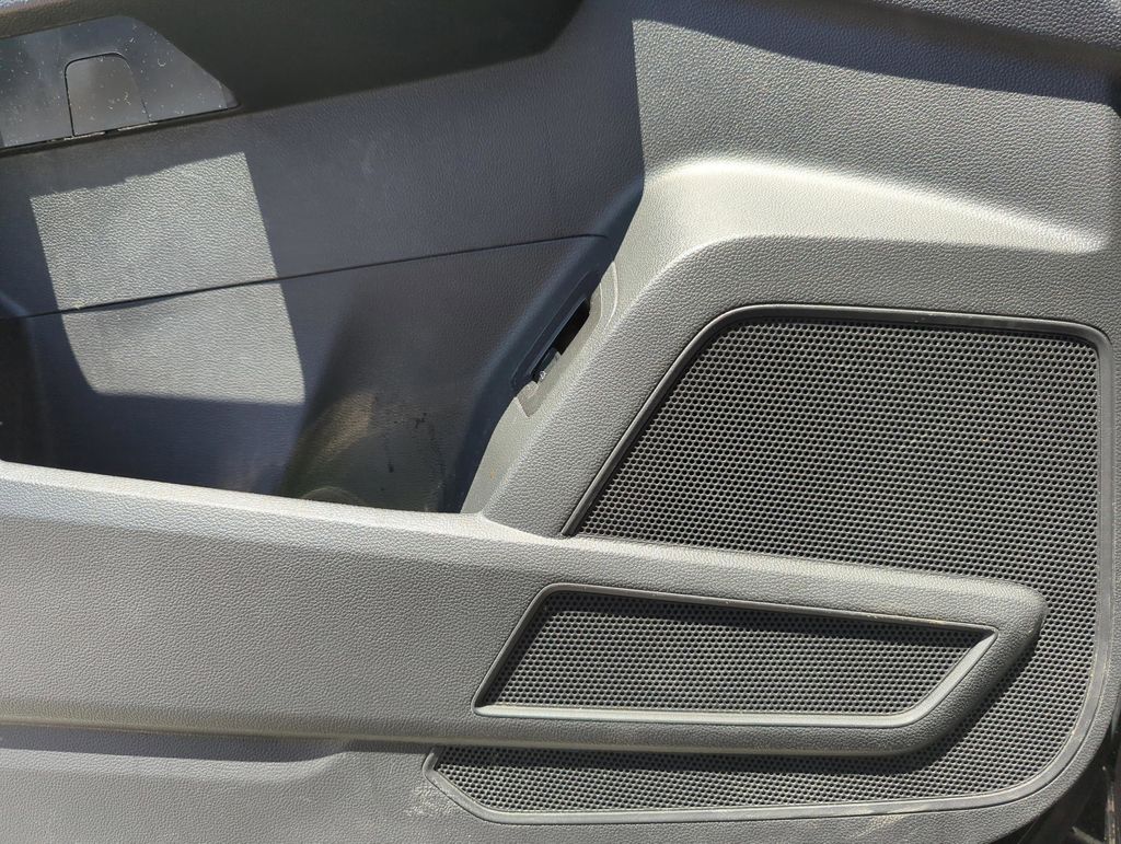 2021 Volkswagen Atlas Cross Sport SEL - Photo 26