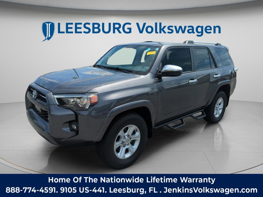2020 Toyota 4Runner SR5 - Photo 14