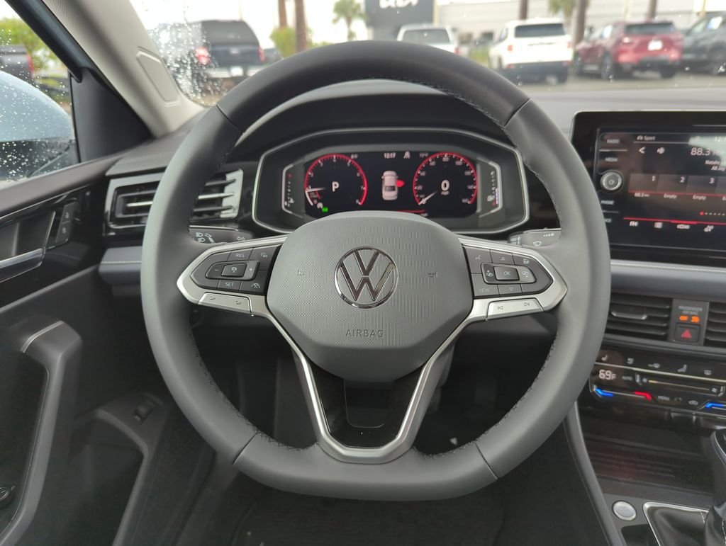 2026 Volkswagen Jetta SEL - Photo 21