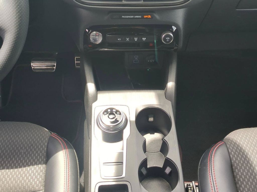 2023 Ford Escape ST-Line Select - Photo 21