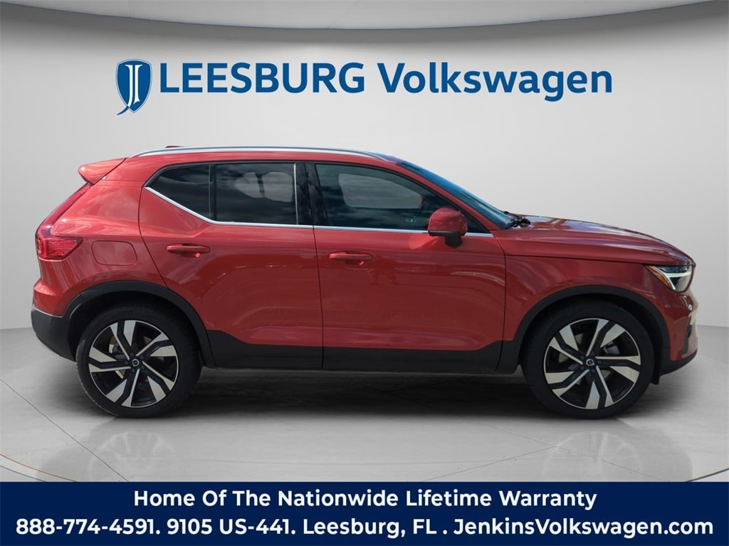 Used 2023 Volvo XC40 B4 Plus Bright Theme SUV