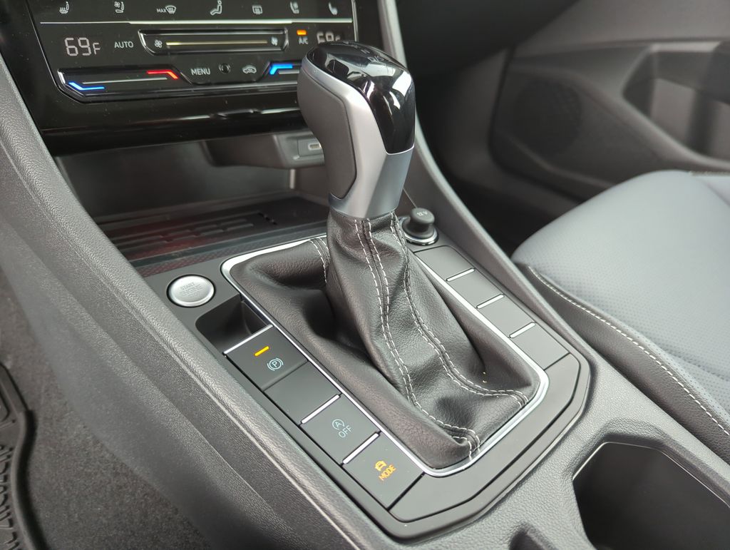 2026 Volkswagen Jetta SEL - Photo 34