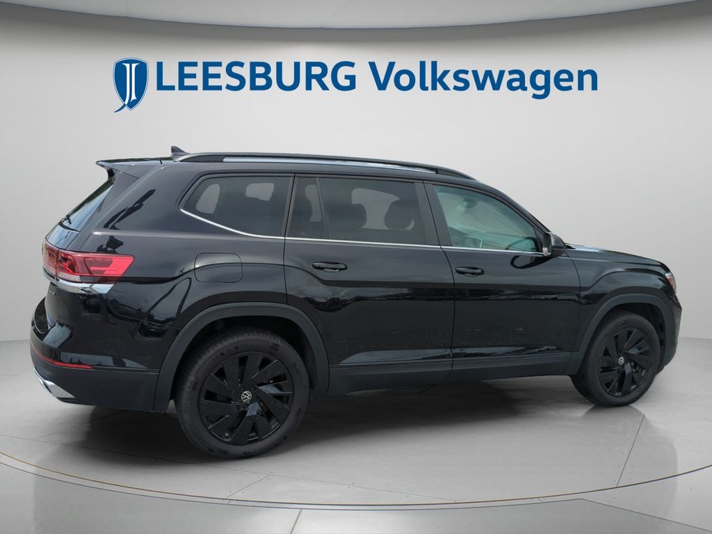 2025 Volkswagen Atlas SE w/Tech - Photo 5