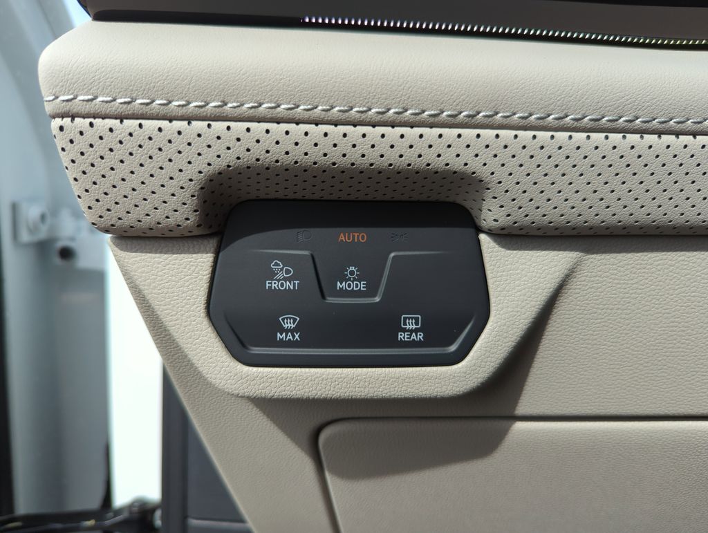2026 Volkswagen Atlas SEL Premium R-Line - Photo 37