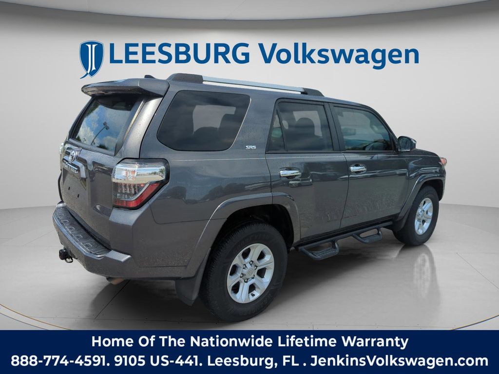 2020 Toyota 4Runner SR5 - Photo 6