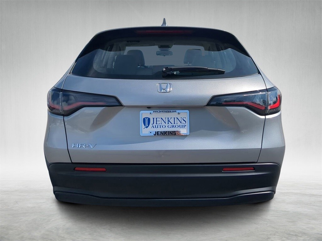 2025 Honda HR-V LX photo 4